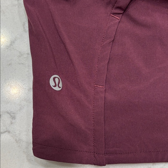 Lululemon Burgundy Red Speed Up Shorts Women's size 8 - Picture 6 of 7